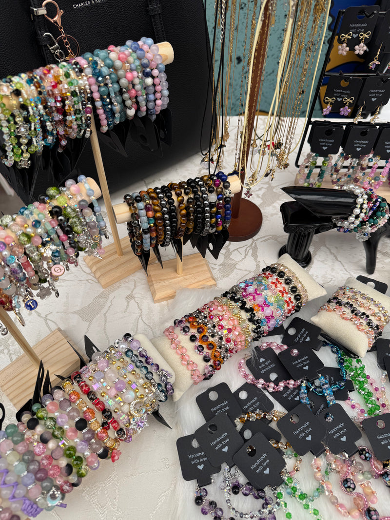 ONE OF / Souvenir Bar